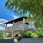 Apartamento Horvat By Interhome